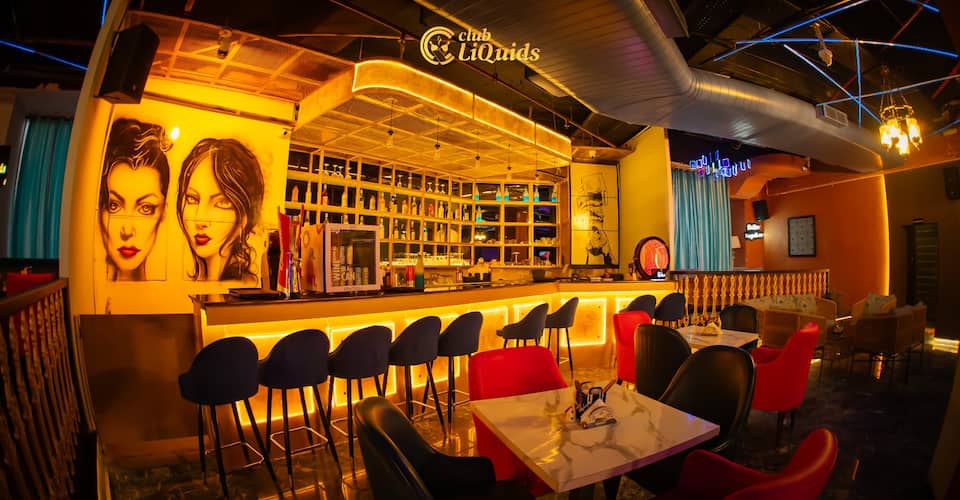 Club Liquids, Sector 38, Noida